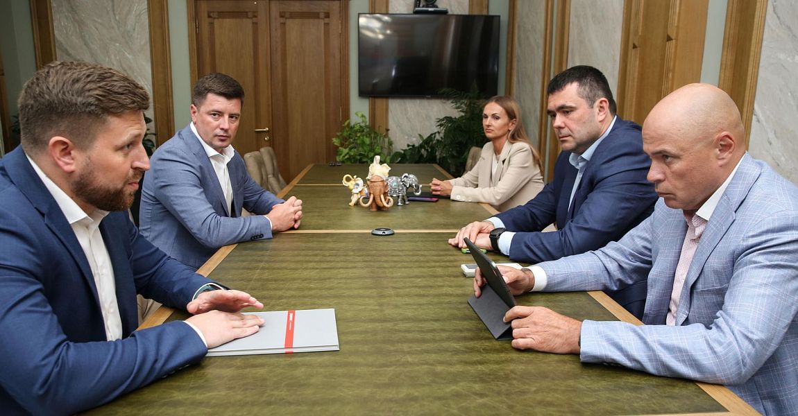 Губернатор Липецкой области Игорь Артамонов встретился с руководителями компаний резидентов ОЭЗ ППТ «Липецк»